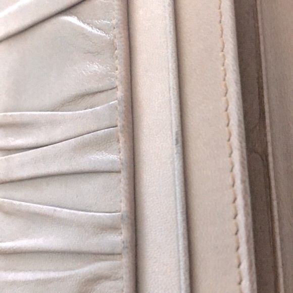 [PRADA] Nappa Gaufre Milano Soft Leather Continental Long Snap-Button Wallet - Picture 7 of 11